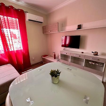 Precioso Apartamento 3 Dormitorios, Aire Acondicionado Menos 10 Min A Pie Feria Jerez De La Frontera Luaran gambar