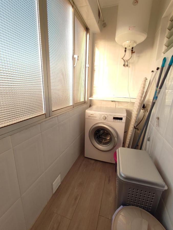 Precioso Apartamento 3 Dormitorios, Aire Acondicionado Menos 10 Min A Pie Feria Jerez De La Frontera Luaran gambar