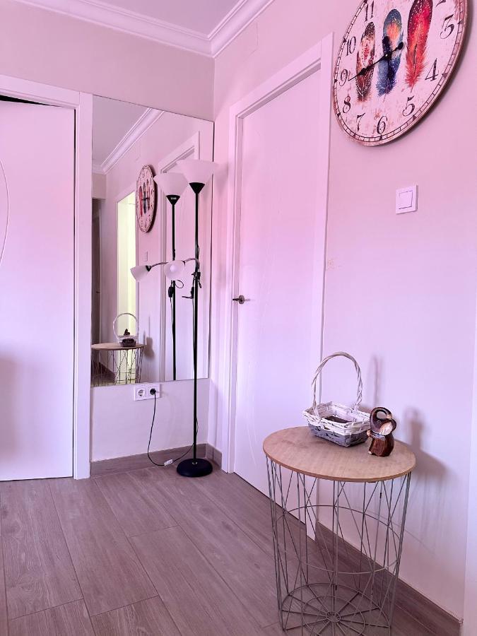 Precioso Apartamento 3 Dormitorios, Aire Acondicionado Menos 10 Min A Pie Feria Jerez De La Frontera Luaran gambar