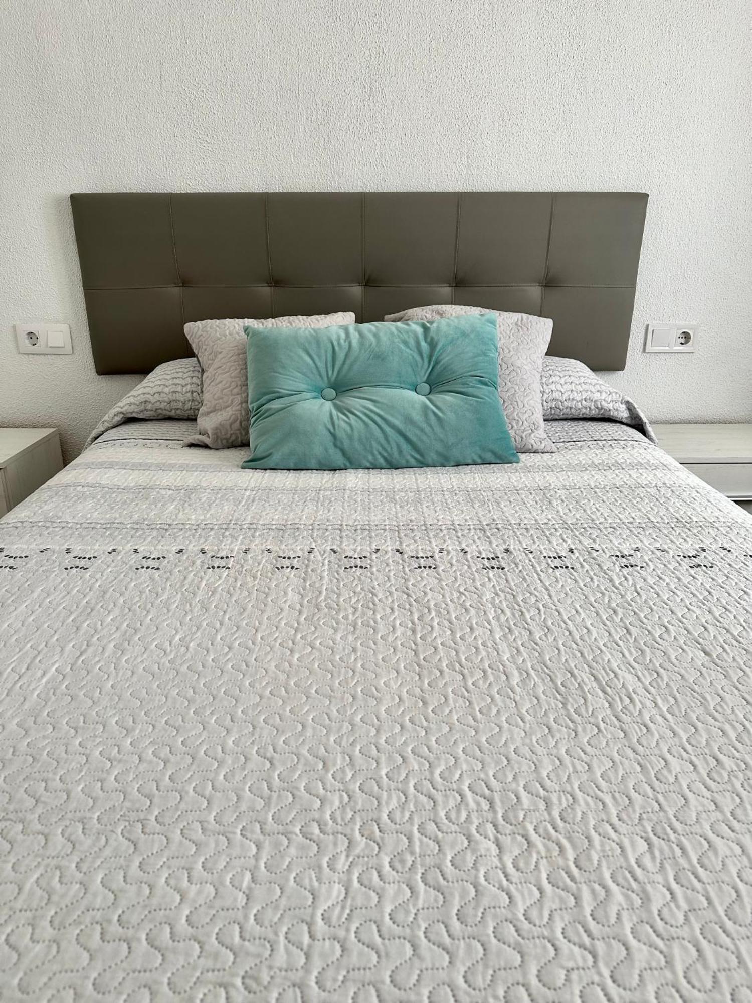 Precioso Apartamento 3 Dormitorios, Aire Acondicionado Menos 10 Min A Pie Feria Jerez De La Frontera Luaran gambar